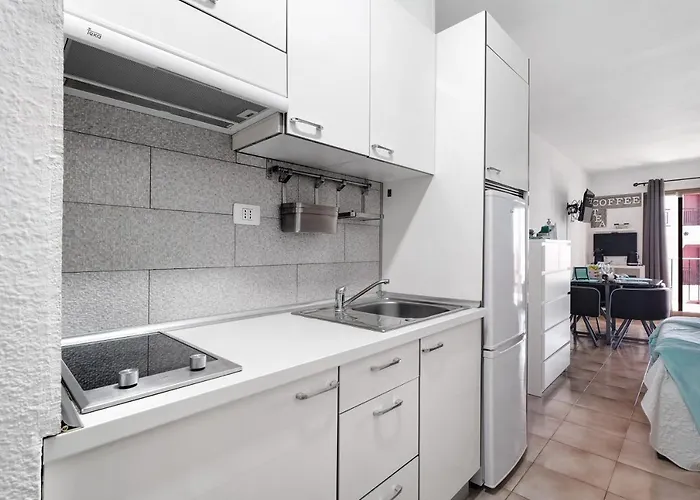 El Palomar Atteserg Castle Harbour * Los Cristianos (Tenerife)