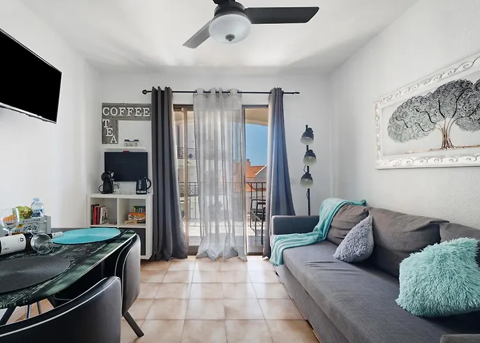 El Palomar Atteserg Castle Harbour *